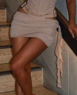 Vintage Palace Style Strapless Top with Leather Hollow-Out Waist Bag & Hip-Hugging Skirt Set for Women - Chic Y2K Fashion