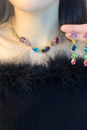 Vintage Pearl Colored Crystal Earring and Necklace Set - Retro Fashion Choker Clavicle Chain Accessories