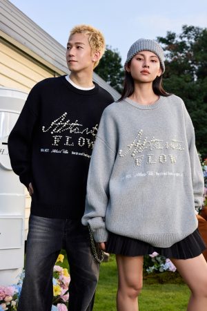 Vintage Pearl Embroidery Knitted Sweater - Loose Fit Round Neck - Old Money Style - Classic American Fashion