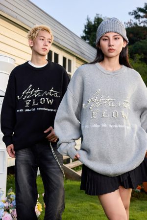 Vintage Pearl Embroidery Knitted Sweater - Loose Fit Round Neck - Old Money Style - Classic American Fashion
