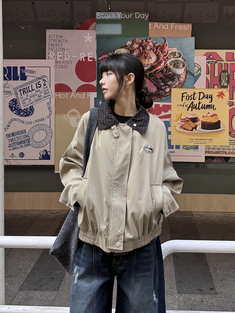 Vintage Plaid Spliced Lapel Jacket for Women and Men - Thin Barn Style Outerwear for Spring and Autumn, Unique Design Vintage Plaid Spliced Lapel Jacket for Women and Men - Thin Barn Style Outerwear for Spring and Autumn, Unique Design