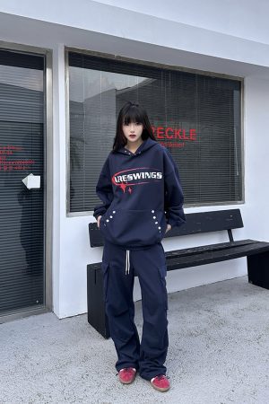 Vintage Print American High Street Hoodie - Unisex Loose Retro Sweatshirt, Niche Design, Trendy 90s Inspired Fashion