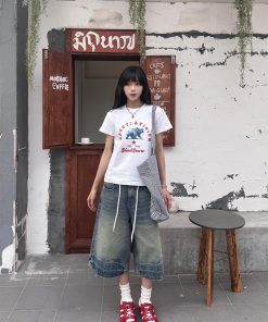 Vintage Print Slim Fit Shoulder T-Shirt for Women - American Retro Short Sleeve Round Neck Top, Trendy 90s Y2K Style