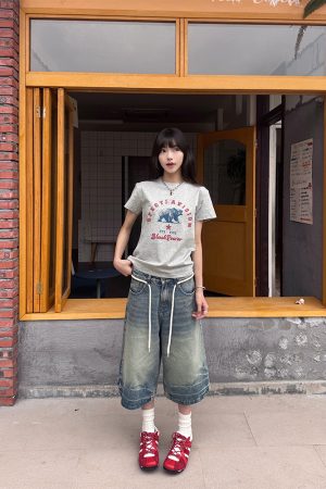 Vintage Print Slim Fit Shoulder T-Shirt for Women - American Retro Short Sleeve Round Neck Top, Trendy 90s Y2K Style