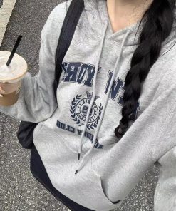 Vintage Pumpkin Print Hoodie for Women – Casual Autumn Loose Fit Drop Shoulder Top, Perfect for Fall Fashion