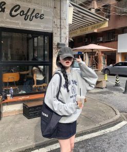 Vintage Pumpkin Print Hoodie for Women â€“ Casual Autumn Loose Fit Drop Shoulder Top, Perfect for Fall Fashion