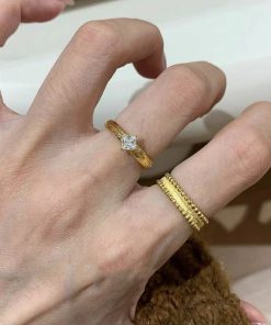 Vintage Purple Bauhinia Flower Textured Small Square Diamond Ring for Women - Lightweight Luxury Retro Index Finger Jewelry 2025