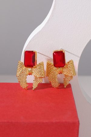 Vintage Red Square Diamond Metal Woven Bow Earrings for Women, 925 Silver Clip-On Design, Perfect for New Year Celebrations