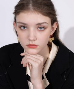 Vintage Red Square Diamond Metal Woven Bow Earrings for Women, 925 Silver Clip-On Design, Perfect for New Year Celebrations