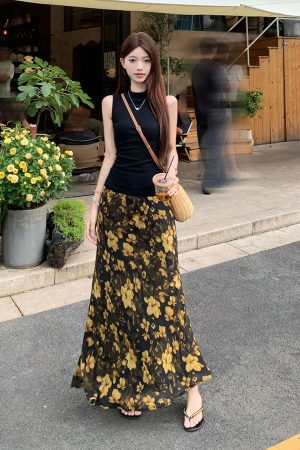 Vintage Retro Printed Midi Skirt for Women - Old Money Style with Fish Tail Design - Trendy 90s Inspired Fashion