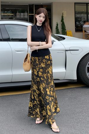 Vintage Retro Printed Midi Skirt for Women - Old Money Style with Fish Tail Design - Trendy 90s Inspired Fashion