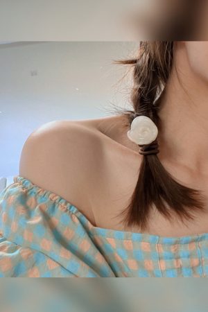 Vintage Rose Floral Acetate Hair Tie - High-Quality Korean Import, Elegant Hair Accessory for Effortless Style