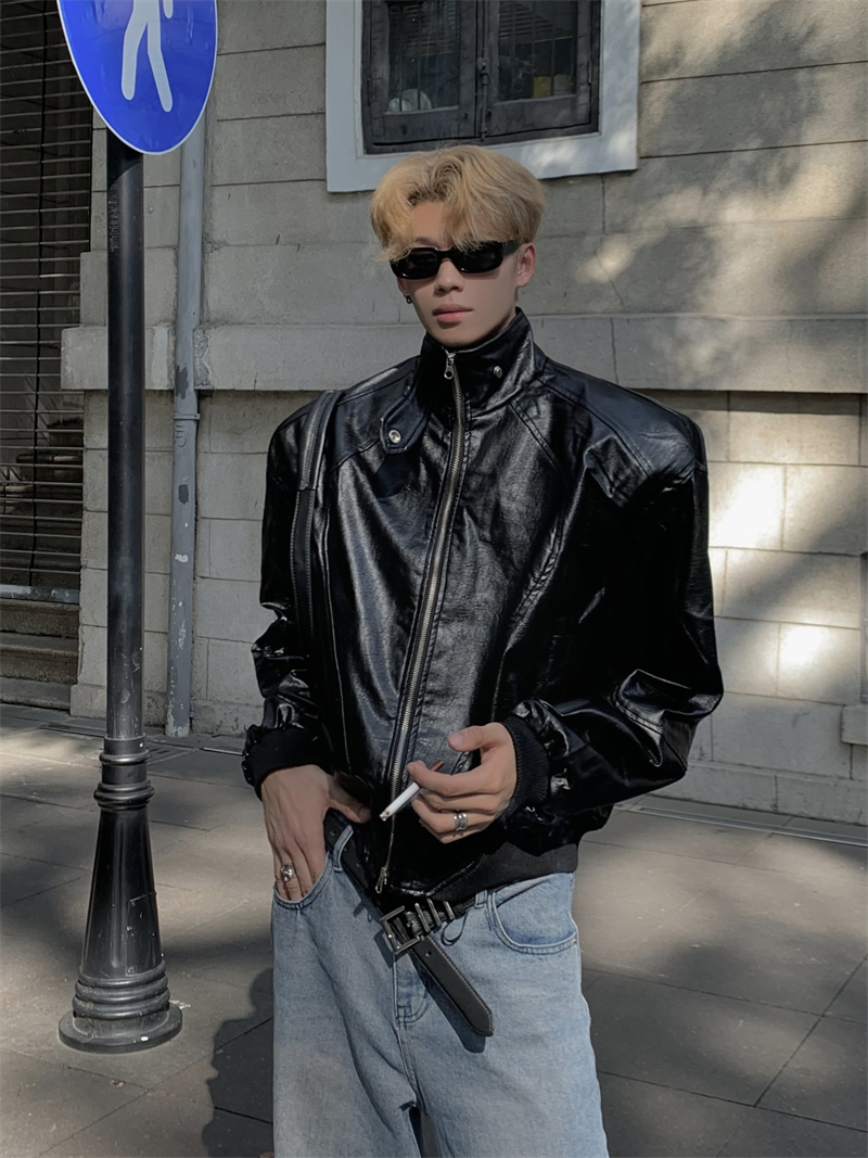 Vintage Stand Collar Leather Jacket for Men and Women, High-End Loose Fit with Shoulder Pads, Short Motorcycle Coat for Spring and Autumn Vintage Stand Collar Leather Jacket for Men and Women, High-End Loose Fit with Shoulder Pads, Short Motorcycle Coat for Spring and Autumn