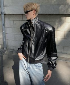 Vintage Stand Collar Leather Jacket for Men and Women, High-End Loose Fit with Shoulder Pads, Short Motorcycle Coat for Spring and Autumn