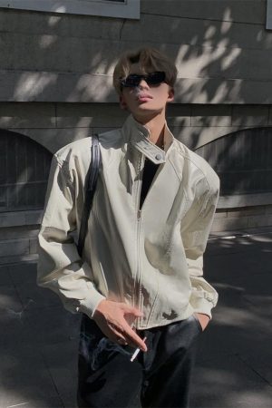 Vintage Stand Collar Leather Jacket for Men and Women, High-End Loose Fit with Shoulder Pads, Short Motorcycle Coat for Spring and Autumn