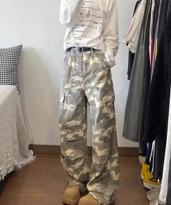 Vintage Street Style Distressed Multi-Pocket Camouflage Cargo Pants for Men - Cleanfit Casual 90s Inspired Fashion