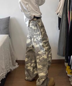 Vintage Street Style Distressed Multi-Pocket Camouflage Cargo Pants for Men - Cleanfit Casual 90s Inspired Fashion