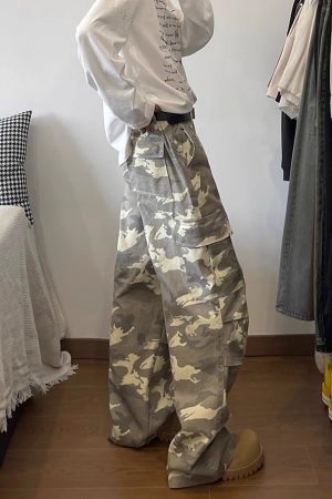 Vintage Street Style Distressed Multi-Pocket Camouflage Cargo Pants for Men - Cleanfit Casual 90s Inspired Fashion