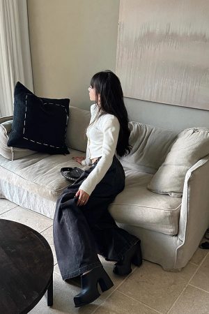 Vintage-Style High-Waisted Women's Jeans, Luxury Slimming Straight-Leg Loose Wide-Leg Pants, Trendy Y2K Fashion, Floor-Length Design.