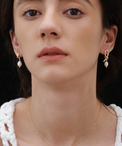 Vintage Style Natural Pearl Gold-Plated Knotted Stud Earrings - Elegant French Design, Perfect for Holiday and Everyday Wear