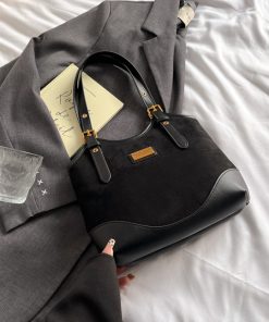 Vintage Suede Tote Bag for Women - Large-Capacity High-End Shoulder Bag - Spring/Summer 2025 Fashion Trend