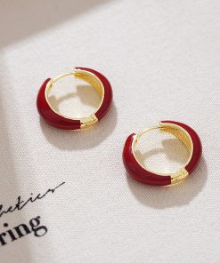 Vintage Wine Red Small Hoop Earrings - French Minimalist Design, High-End Temperament, Versatile Jewelry for Women