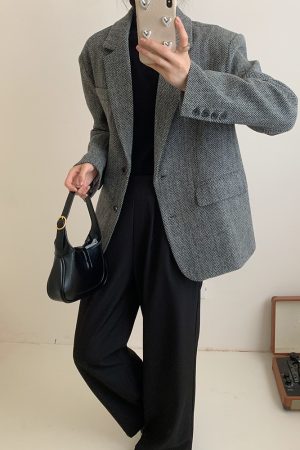 Vintage Woolen Houndstooth Suit Jacket for Women - Padded Shoulder Loose Fit Blazer for Autumn and Winter Fashion