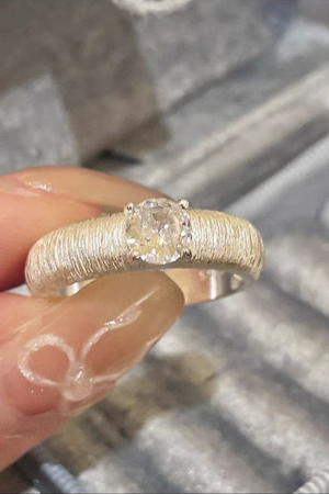 Vintage Zirconia Brushed Ring for Women - Lightweight Luxury Stacking Ring for Index Finger, 2025 Trendy Versatile Design