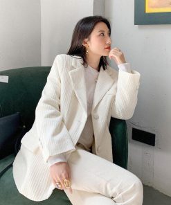 Warm Autumn Color Outfits, Grunge Woman Outfits - Light Academia Corduroy Blazer