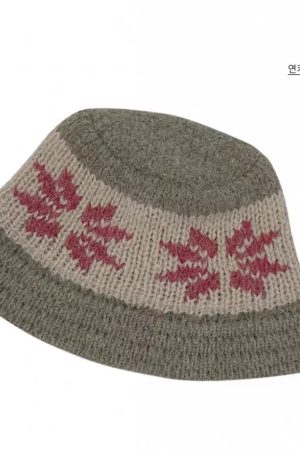 Warm Knitted Crochet Fisherman Bucket Hat with Nordic Snowflakes â€“ Korean Style Winter Accessory for Cozy Fashion
