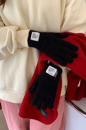 Warm Korean Style Five-Finger Touchscreen Knitted Gloves for Women - Winter 2025 Windproof and Frostproof Cycling Accessories