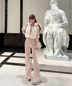 Warm Sweetheart Knitted Long Sleeve T-Shirt & V-Neck Casual Pants Set - Elegant Two-Piece Slimming Outfit for Cozy Style