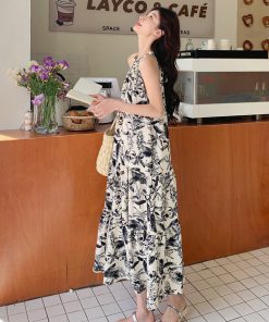 Watercolor Print Halter Neck Dress for Women, 2025 Summer French High-End Style, Flattering Beach Vacation Dress, Trendy Summer Fashion