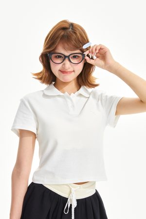 White Basic Cropped T-Shirt for Early Autumn 2025 - Slim-Fit Short Sleeve Top in Niche Style, Perfect for 90s and Y2K Fashion