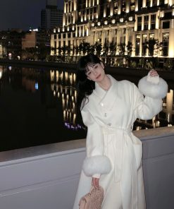 White Double-Sided Wool Coat for Women, Stylish Unique Winter Coat with Fox Fur Trim, Perfect for Petite Fashion Lovers