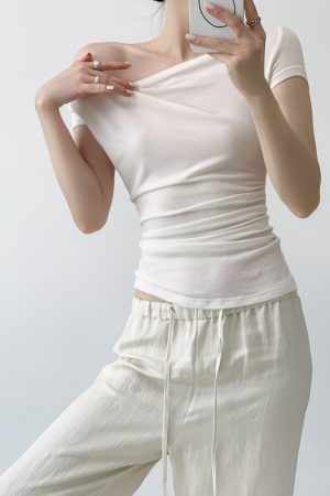 White Flared Collar Short Sleeve Wool T-Shirt for Women - 2025 Summer Slim Fit Top, Chic Designer Style, Fashion Essential