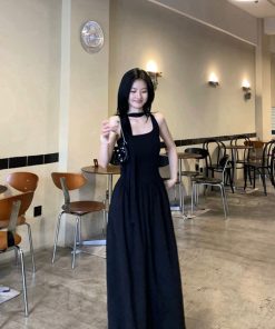 White Halter Neck Dress for Women - French-Style, Waist-Cinching, Slim Fit, Summer Fashion Essential