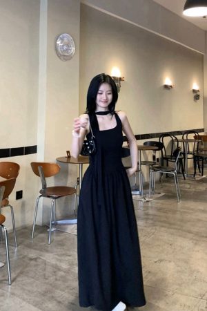 White Halter Neck Dress for Women - French-Style, Waist-Cinching, Slim Fit, Summer Fashion Essential
