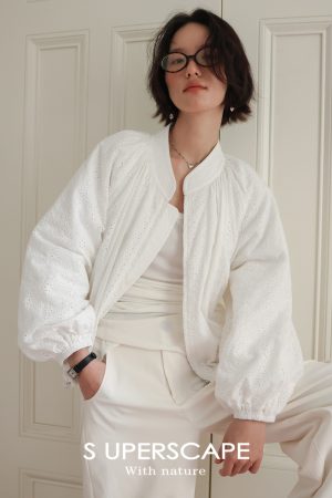 White Heavy Embroidery Hollow-Out Short Casual Jacket for Early Autumn â€“ Chic Layering Piece for Effortless Style