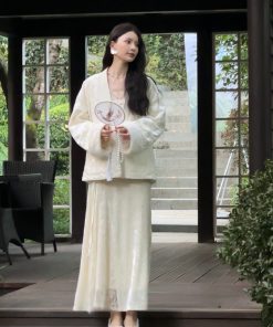 White High-Waisted Lace Half Skirt for Women, Vintage Embroidered Long Skirt, 2025 Spring Fashion, Y2K Inspired Style