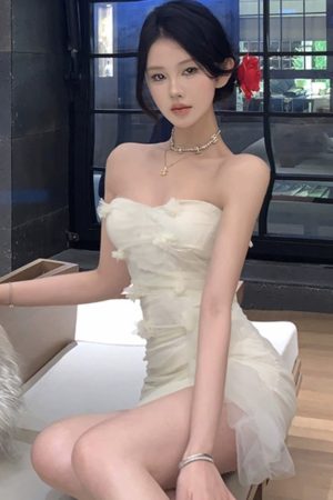 White Mini Dress for Annual Meetings, Heavily Embellished with Sequins and Tassels, French Style, Strapless, Super Fairy Sexy