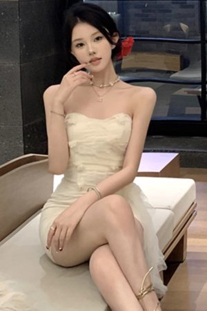 White Mini Dress for Annual Meetings, Heavily Embellished with Sequins and Tassels, French Style, Strapless, Super Fairy Sexy
