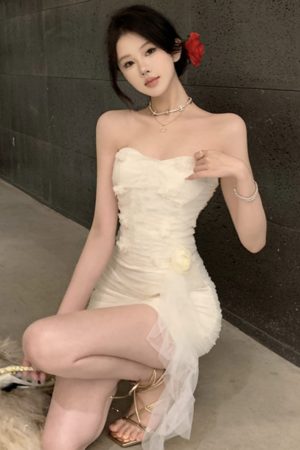 White Mini Dress for Annual Meetings, Heavily Embellished with Sequins and Tassels, French Style, Strapless, Super Fairy Sexy