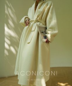 White Mist Rose All-Wool Double-Sided Coat - Luxurious Bathrobe Style Alpaca Wool Jacket for Cozy Fashion Lovers