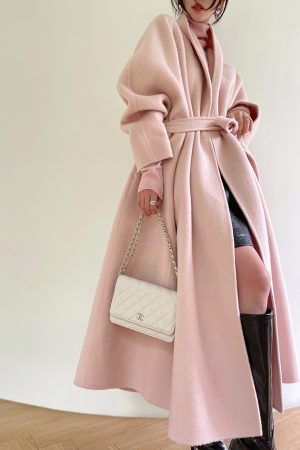 White Mist Rose All-Wool Double-Sided Coat - Luxurious Bathrobe Style Alpaca Wool Jacket for Cozy Fashion Lovers