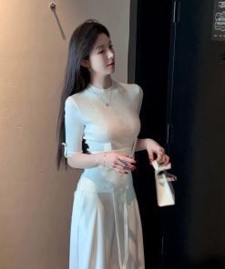 White Short Sleeve Knitted Top for Women, Waist-Cinching Slimming Tie, Ribbed Design, Spring Fashion Essential