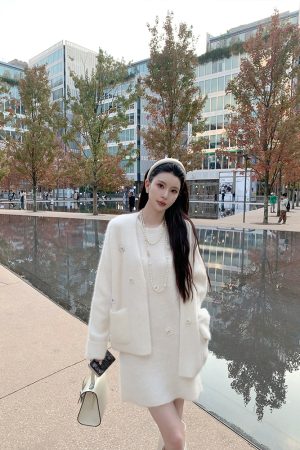 White Sleeveless A-Line Knitted Dress for Women, Elegant Autumn/Winter Fashion, Warm Heidi Design, Chic Casual Style