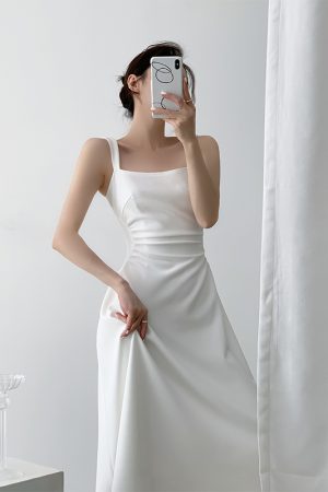 White Spaghetti Strap Dress 2025, Square Neck French Style, Waist-Defined, Niche Wedding Dress for Women, Elegant Bridal Fashion