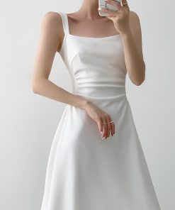 White Spaghetti Strap Dress 2025, Square Neck French Style, Waist-Defined, Niche Wedding Dress for Women, Elegant Bridal Fashion