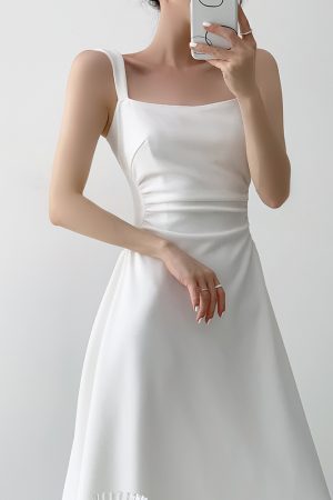 White Spaghetti Strap Dress 2025, Square Neck French Style, Waist-Defined, Niche Wedding Dress for Women, Elegant Bridal Fashion